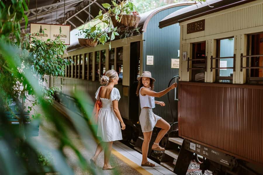 Cairns: Cattana Wetlands, Barron Falls & Kuranda Railway - Cattana Wetlands and the quiet start to the day
