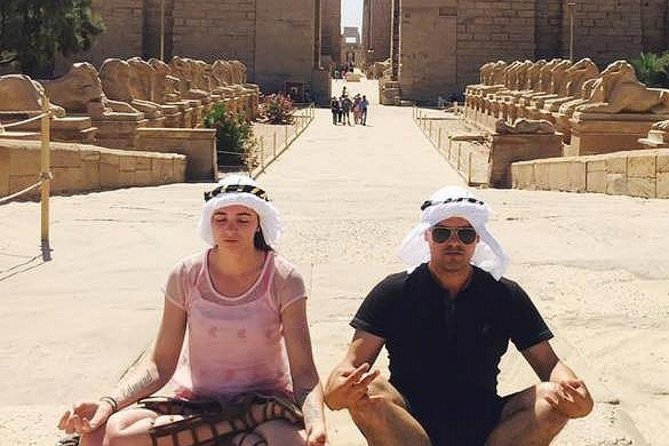Cairo : Luxor East and West Banks Tour & Overnight SLEEPER Train Rounded trip - Arriving in Luxor and meeting your guide