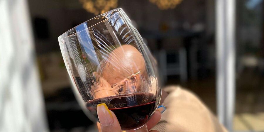 Cape Town: Franschhoek Wine Tram Hop-On Hop-Off Tour - Tastings, lunch, and the extra cost