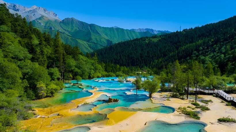 Chengdu: private 2-Day Huanglong Jiuzhaigou tour by train - FAQ