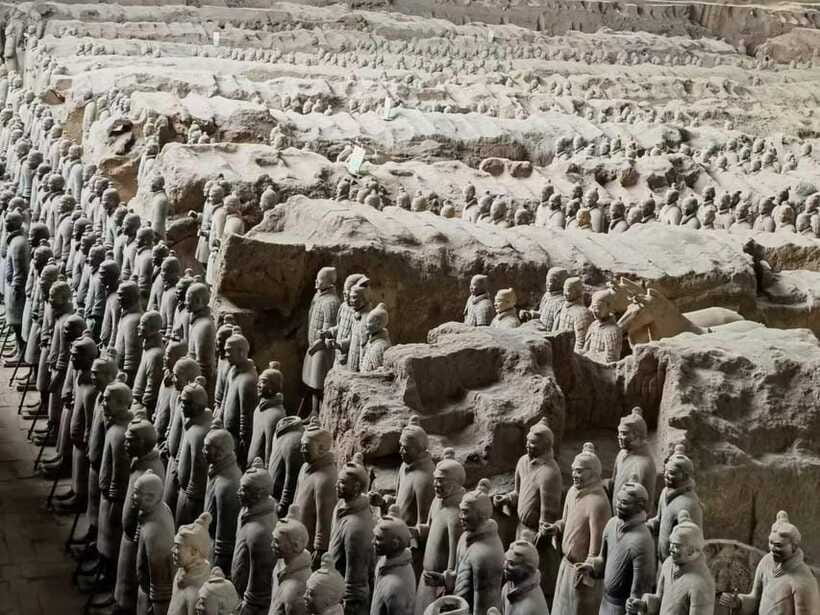 Chengdu: Xi'an Terracotta Warriors Day Trip by Bullet Train - Adding Xi’an’s ancient city wall