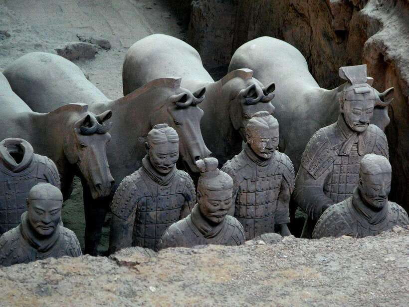 Chengdu: Xi'an Terracotta Warriors Day Trip by Bullet Train - What the $398 price really buys