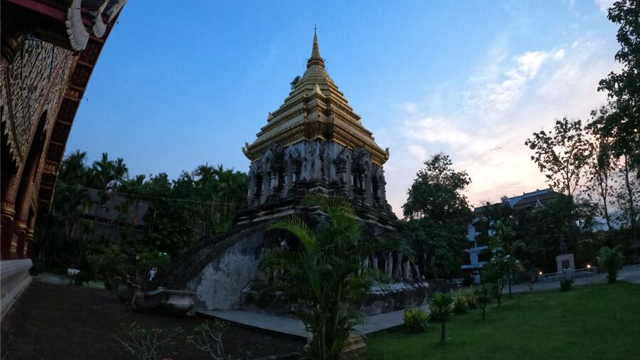 Chiang Mai: Nighttime City Highlights by EV Tram - Wat Chiang Man and the first look at the old city