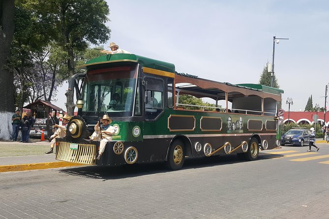 Cholula Magical Twon on a Traditional Tram from Puebla - Food, shopping, and the value of free time
