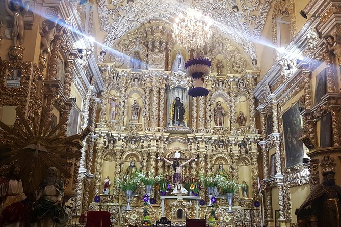 Cholula Magical Twon on a Traditional Tram from Puebla - Santa Maria Tonantzintla and the Baroque of maize
