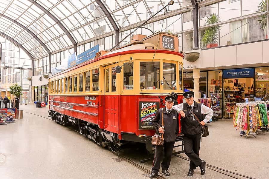 Christchurch Gondola and Tram City Tour Combo - Crossing to the Christchurch Gondola