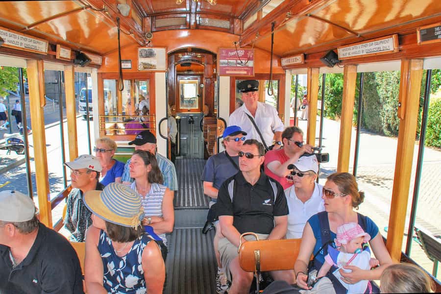 Christchurch: Hop-On Hop-Off Tour by Vintage Tram - Key points at a glance