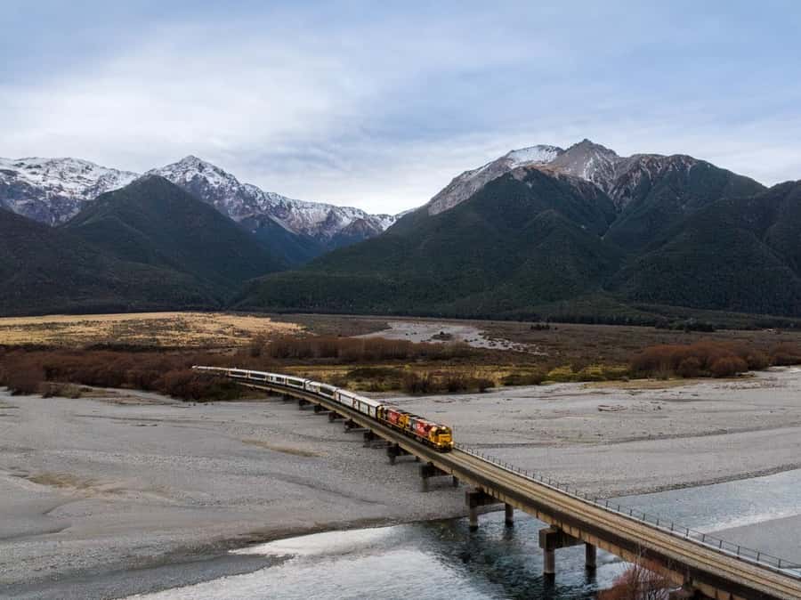 Christchurch to Franz Josef 1 Way Tour inc TranzAlpine Train - The five-hour TranzAlpine journey to Greymouth