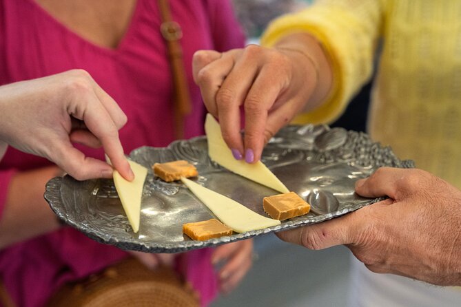Cincinnati Private Streetcar Food Tour - The private format works best for certain groups