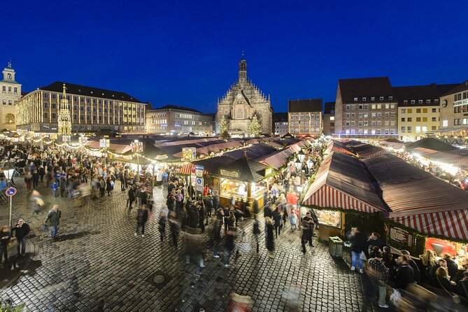 City tour through Nuremberg with the little train - Christmas tour - The 40-minute route, from Hallplatz and back again