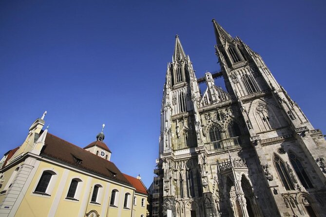 City tour through Regensburg with the little train - Starting beside Regensburg Cathedral
