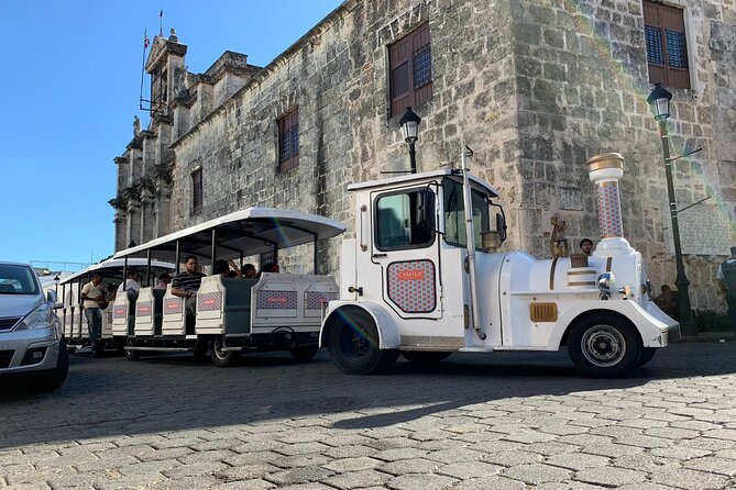 Colonial Zone Train 45 minutes of history and culture in Santo Domingo - Group size and the feel of the ride