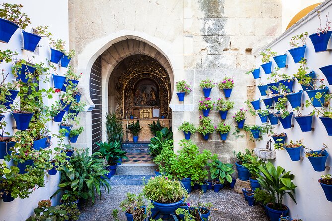 Córdoba Private Day Trip from Madrid by High-Speed Train - Walking through Córdoba’s old center