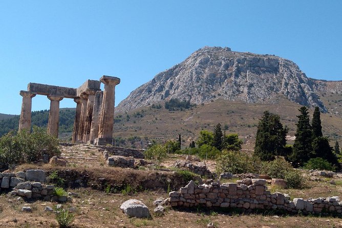 Corinth, Cave of Lakes, Odontotos Railway Private Tour with Greek Lunch Included - Entering the Cave of Lakes at Kastria
