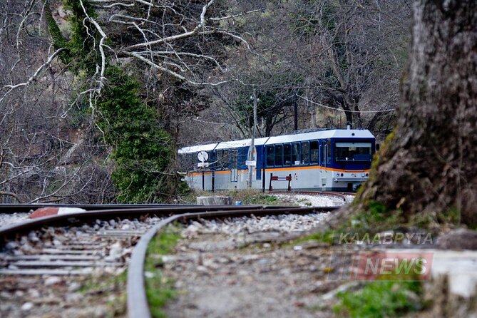 Corinth, Cave of Lakes, Odontotos Railway Private Tour with Greek Lunch Included - Ancient Corinth and Acrocorinth: choose your level of history