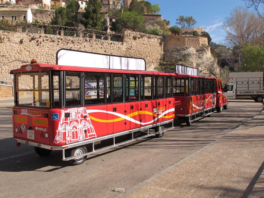 Cuenca: Tourist Train Tour - A fast introduction to Cuenca’s upper town