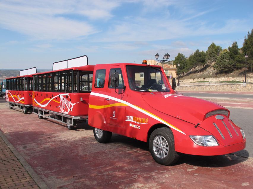 Cuenca: Tourist Train Tour - Plaza Mayor and the Gothic cathedral