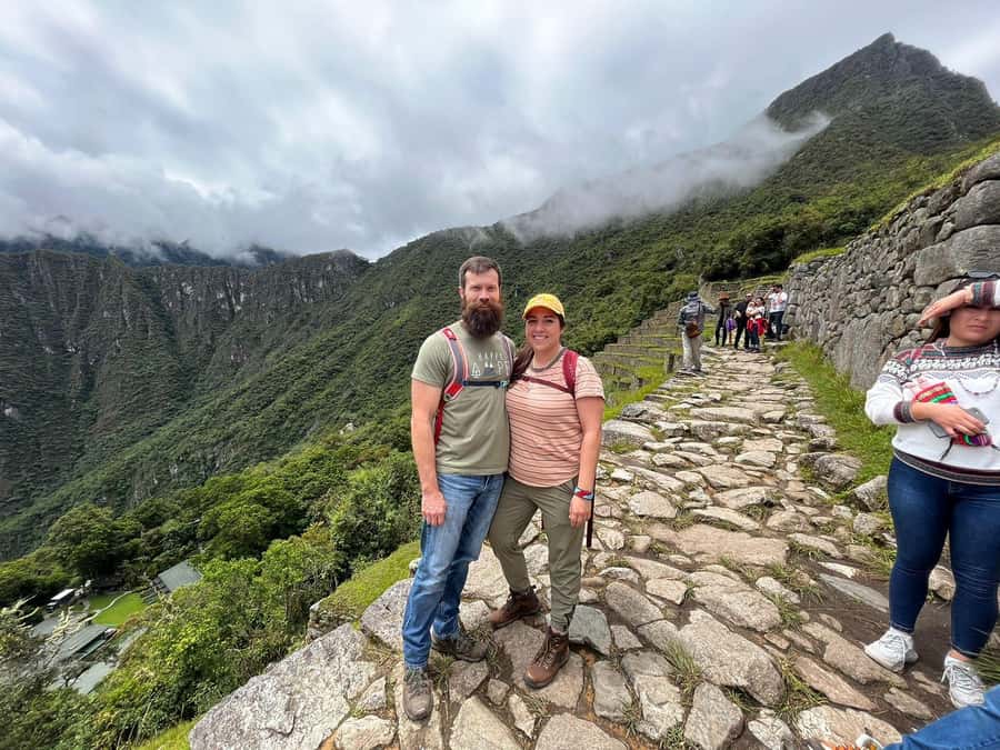 Cusco: Machu Picchu Day Trip with Train + Entrance ticket - Free time in Aguas Calientes