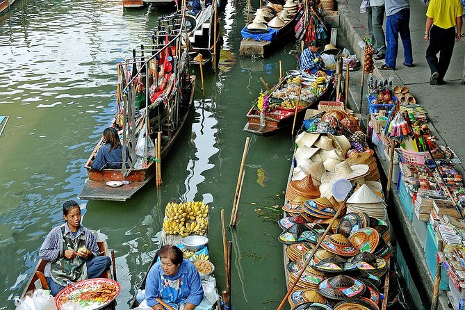 Damnoen Saduak Floating Market and Maeklong Railway Market Tour - What the guide and vehicle add to the day