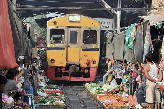 Damnoen Saduak Floating Market & Railway Market Tour from Bangkok - The four-hour road journey changes the value