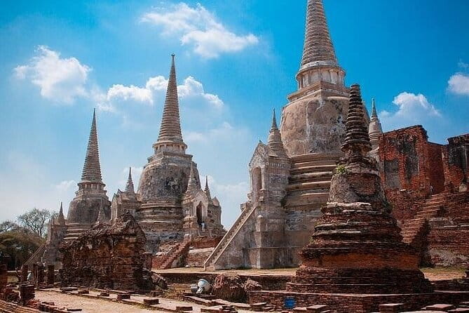 Damnoen Saduak Floating Market & Railway Market Tour from Bangkok - Pickup, meeting point, and timing
