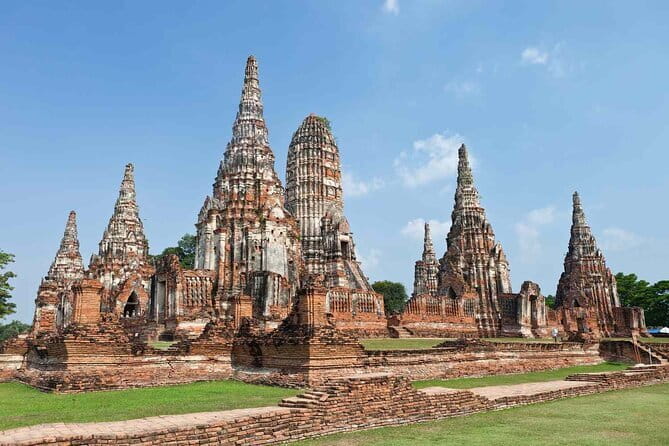 Day Trip to Bangkok Floating Market & Maeklong Railway - What the $30.98 price really covers