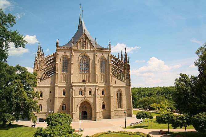 Day Trip to Kutná Hora by train from Prague - Walking through Kutná Hora’s medieval center