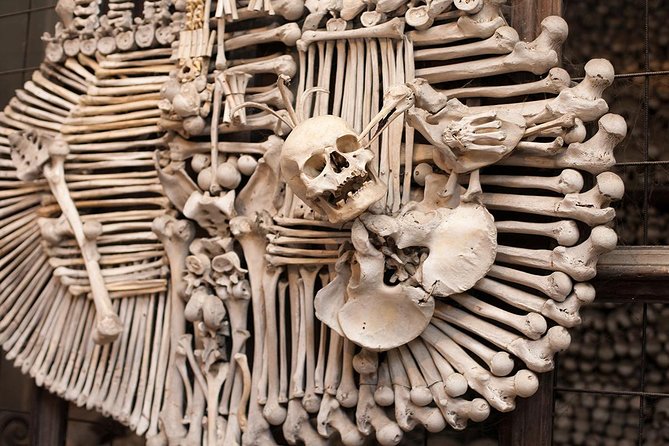 Day Trip to Kutná Hora by train from Prague - How the guides shape the experience