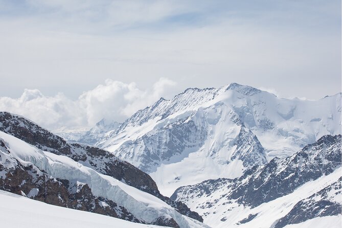 Daytrip to Jungfraujoch Top of Europe and Interlaken from Zurich - Leaving Zurich for the Bernese Oberland