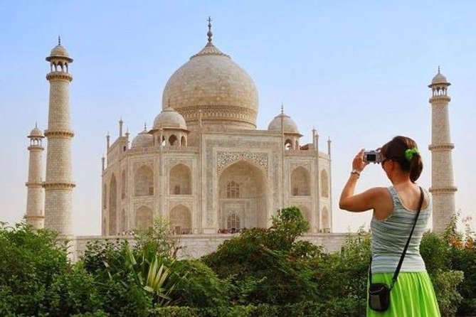 Delhi-Agra-Delhi One Day Trip By India's Superfast Train - What the $35 price really covers