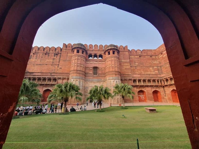 Delhi: Same Day Taj Mahal with Elephant SOS by Express Train - What the $14 price really means