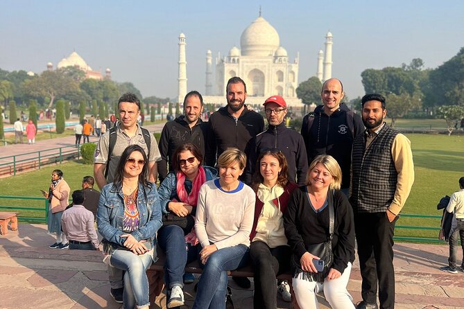 Delhi: Taj Mahal & Agra Day Tour by Superfast Train All Inclusive - Agra Fort and the Mughal seat of power