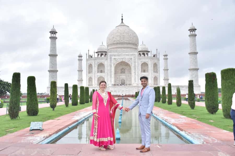 Delhi: Taj Mahal & Agra Tour by Gatimaan Express Train - What guide Ali adds to the day