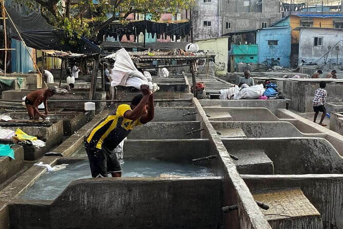 Dharavi Slum & Dhobi Ghat Mumbai: Private Guided Tour - Leather, pottery, textiles, and plastic recycling