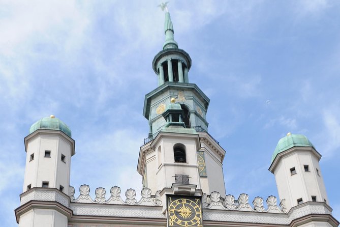 Discover Poznan: Walk, Take a tram and have a traditional snack - Starting beside the Poznan Goats