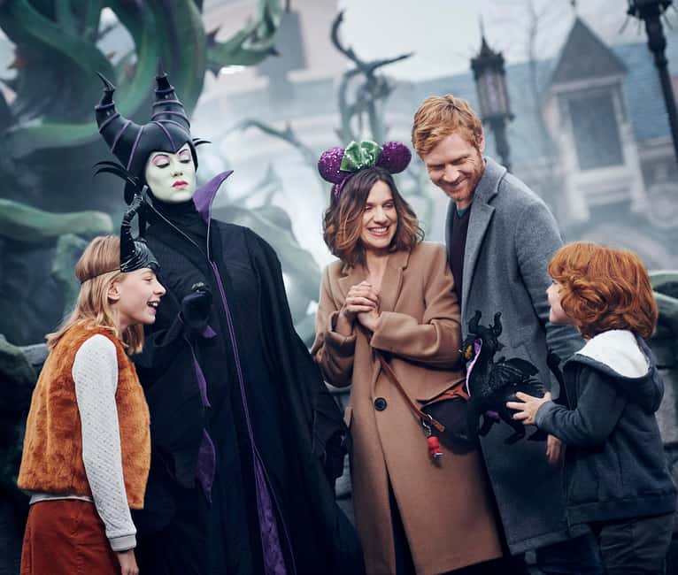 Disneyland® Paris Tickets for Train and Parks - The RER A ride from Paris to Marne La Vallée Chessy