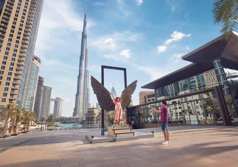 Dubai Modern Tour: Souq Madinat, Marina, Burj Khalifa stop - Bluewaters Island and the view of Ain Dubai
