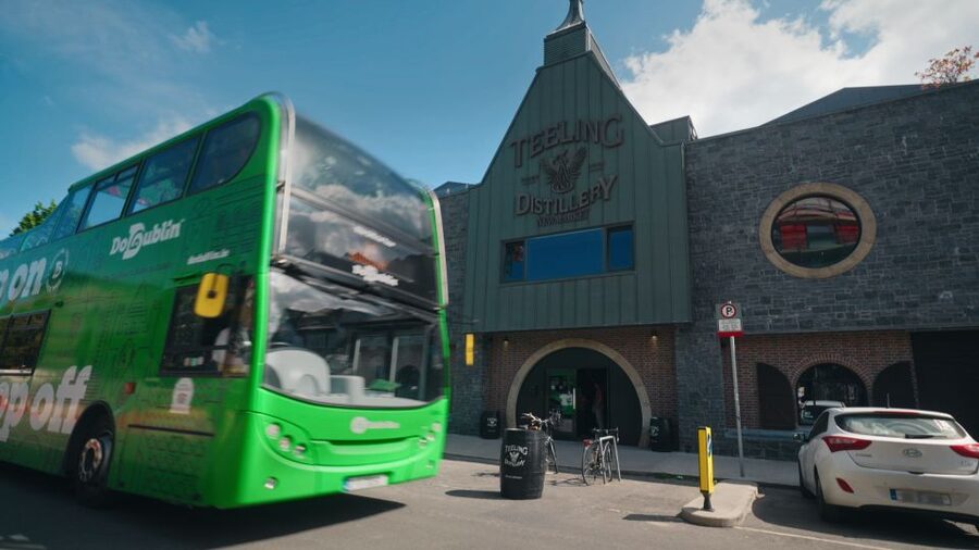 Dublin: Cruise Excursion Hop-On Hop-Off Tour & Rail Ticket - Kilmainham Gaol, the Royal Hospital, and Phoenix Park