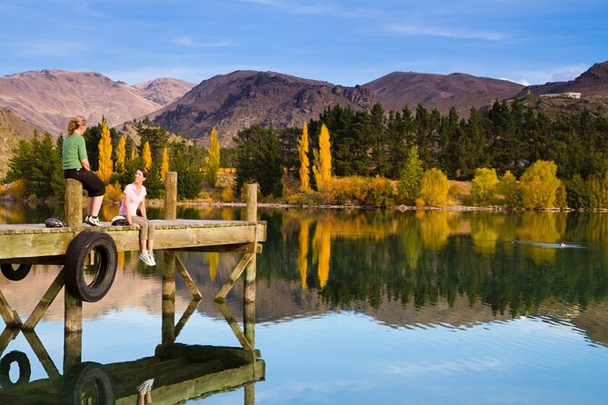 Dunedin to Queenstown One Way Tour Including Taieri Gorge Train - Two hours through the Taieri Gorge