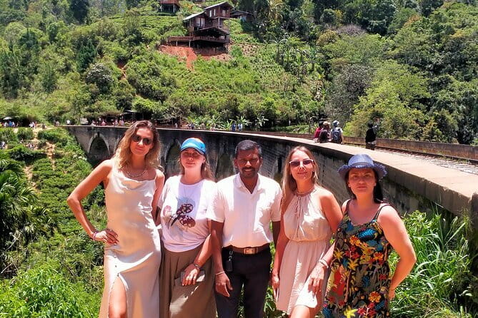 Ella Day Tour with Scenic Train Ride From Hikkaduwa - The 4:30 am Start and the Long Road Inland