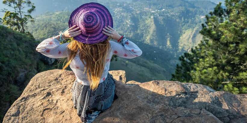 Ella: Tea Factory, Train, and Nine Arch Day Tour with Pickup - The 25-minute train ride is short but special