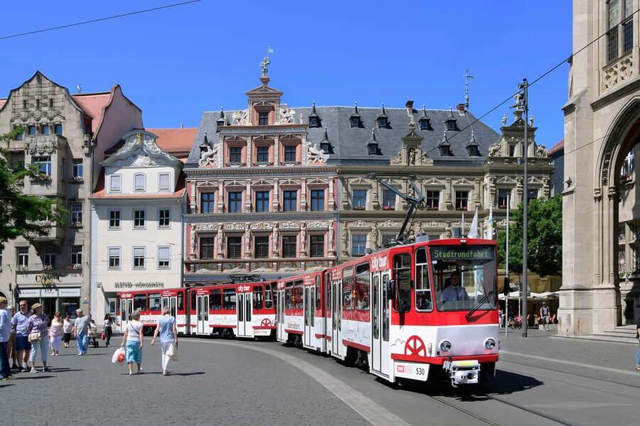 Erfurt Tour - City tour with the historic tram - Art Nouveau districts seen from the rails