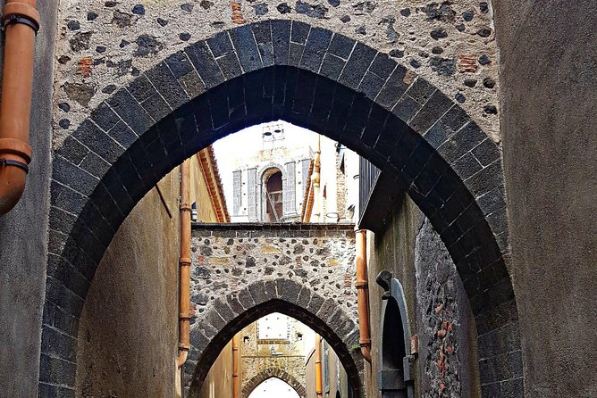 Etna Wine Tasting and Train Tour - Weather, timing, and the six-hour schedule