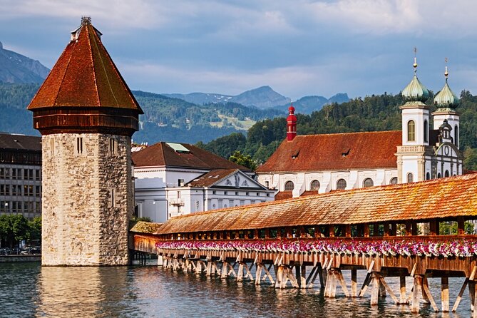 Exclusive Panoramic Train Journey though the Heart of Swiss - Boarding the panoramic train in Lucerne