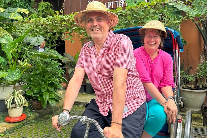 Floating Market and Railway Market Private Tour VIP Transport - Timing, pickup, and practical planning