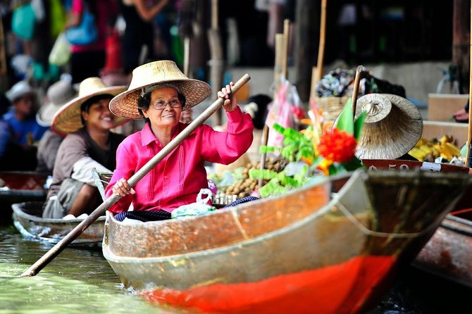 Floating Market & Railway Market Bangkok - How good is the guiding?