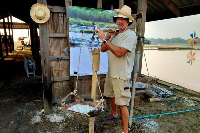 Floating & Railway Market and Coconut Farm Tour [Optional Luxury] - Seeing Damnoen Saduak from a motorboat