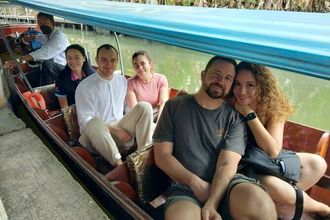 Floating & Railway Markets (Optional Mangrove Visit) Private Tour - Coconut sugar at a working farm