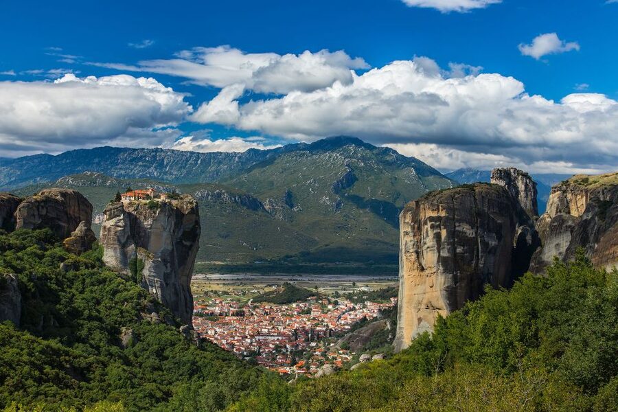From Athens: Meteora Train Trip with Overnight Stay - Sunset among the six Meteora monasteries