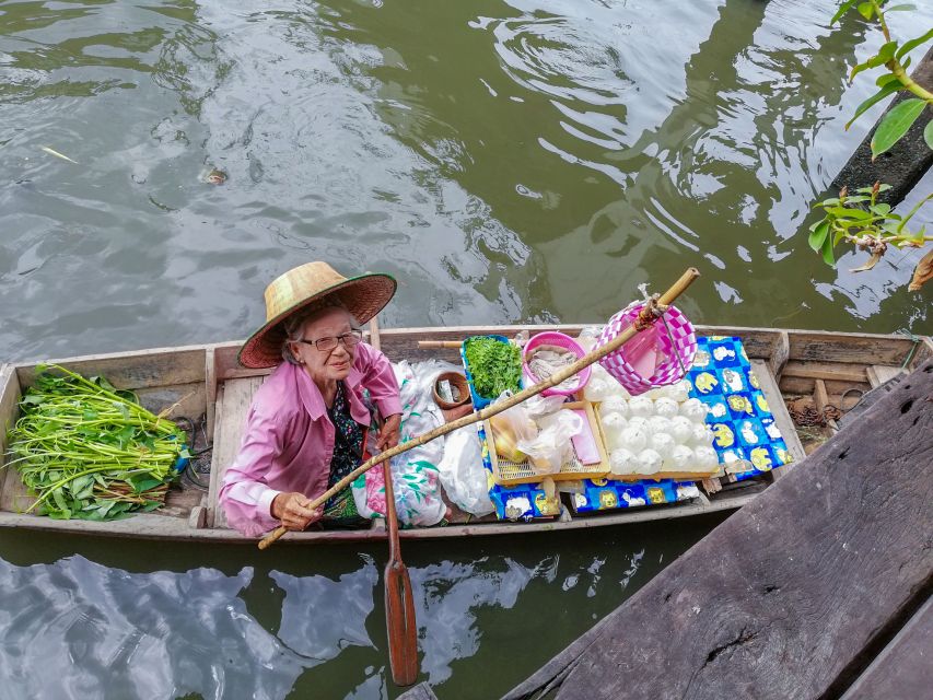 From Bangkok: Damnoen Saduak & Train Market Tour in Spanish - Who should book this morning tour?